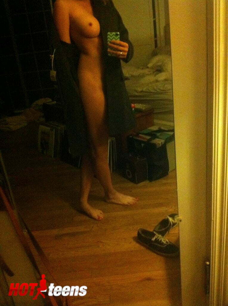 brie larson naked selfie leaked