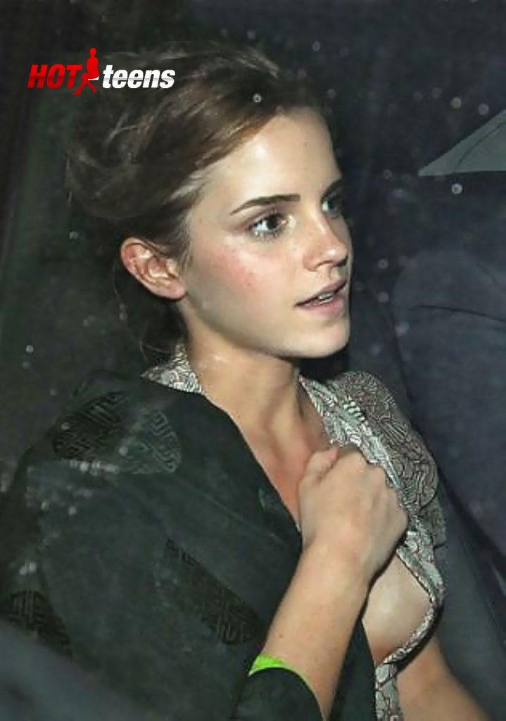 Breast-of-Emma-Watson-got-Leaked