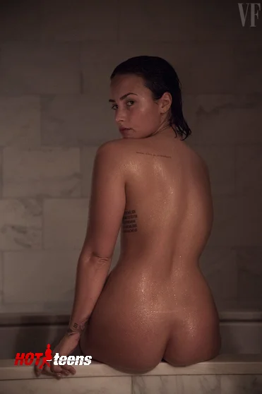 Naked Butt of Demi Lovato from Behind