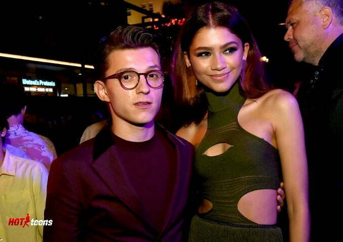 Tom Holland in relationship with Zendaya