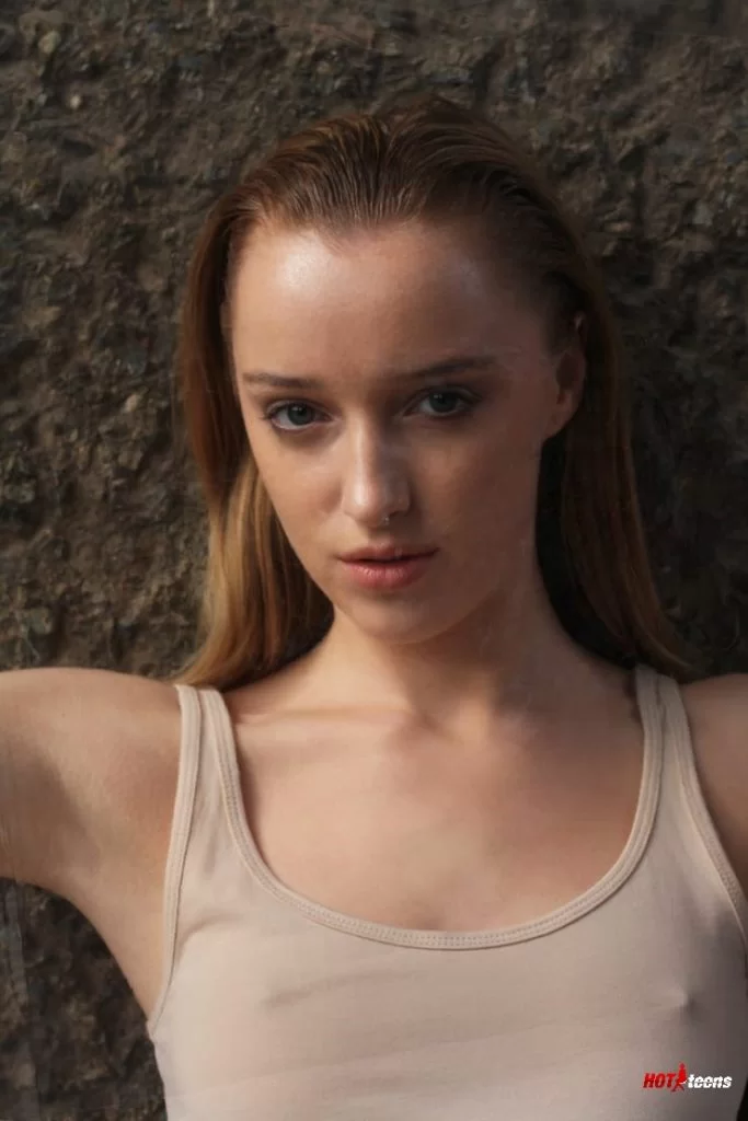 Erected Nipples of Phoebe Dynevor in a wet shirt