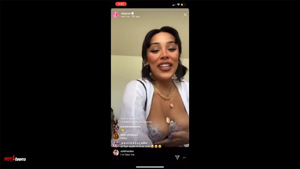 Leaked nude boobs Doja Cat on Snap