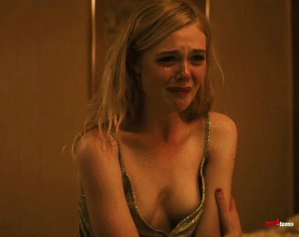 Leaked Elle Fanning Nude Tits Before She Got Famous image