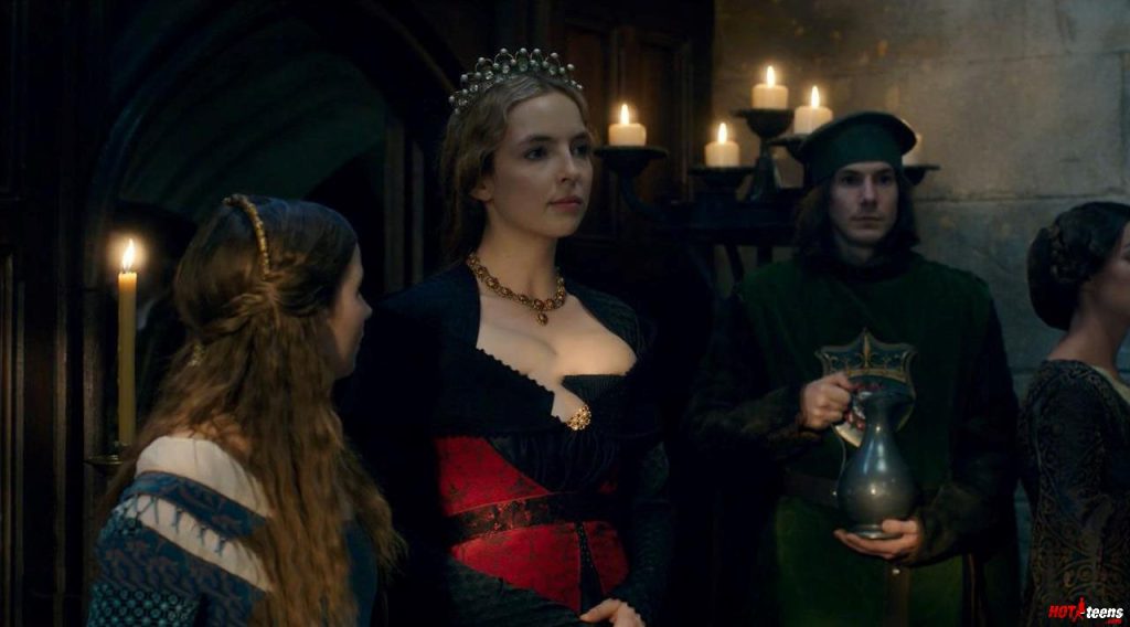 Elizabeth of York with big boobs