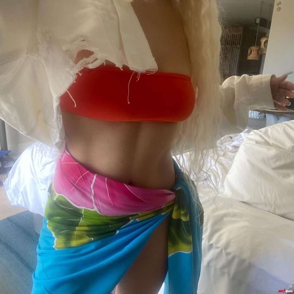 Sexy body of Ava Max at home