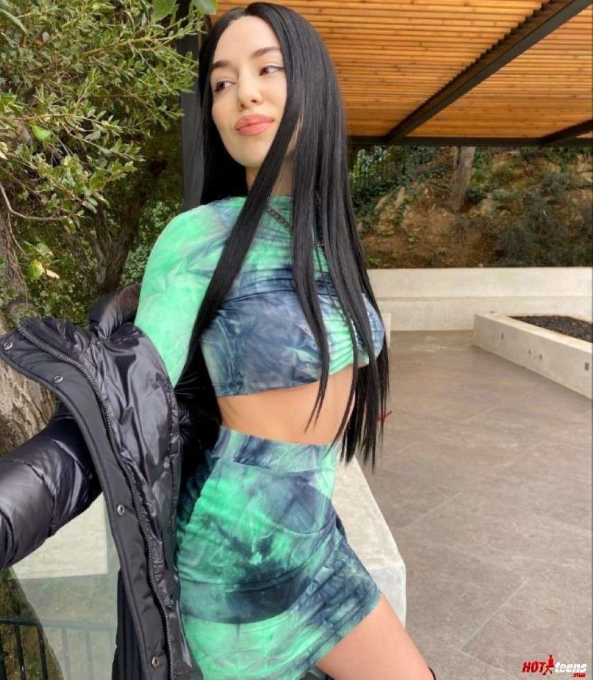 Ava Max with black hair pic