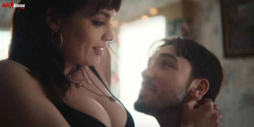 Maeve Wiley big boobs pic