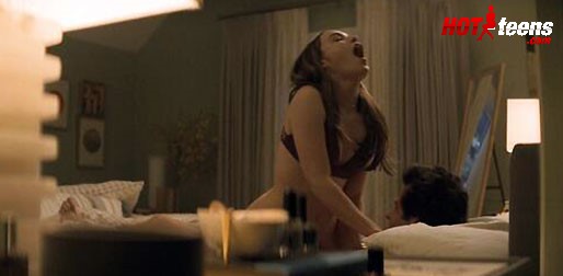 Hot actress Victoria Pedretti having sex