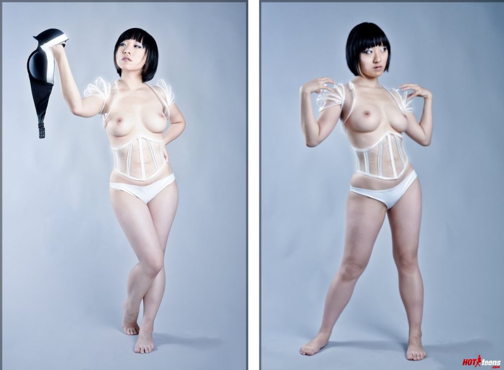 Stella Chuu nude in Tron Legacy costume