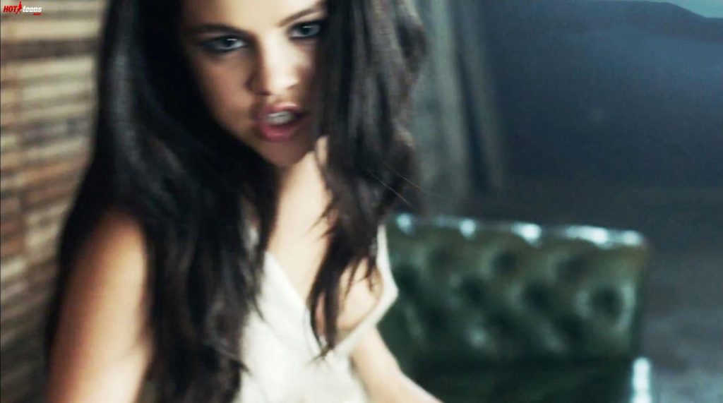 Selena Gomez nude in Good For You