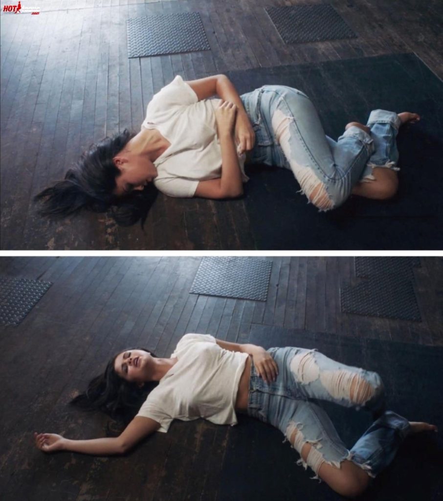 Selena Gomez pokies in music clip