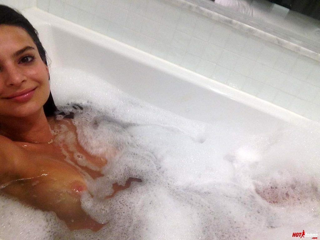 Emily Ratajkowski nude in the shower